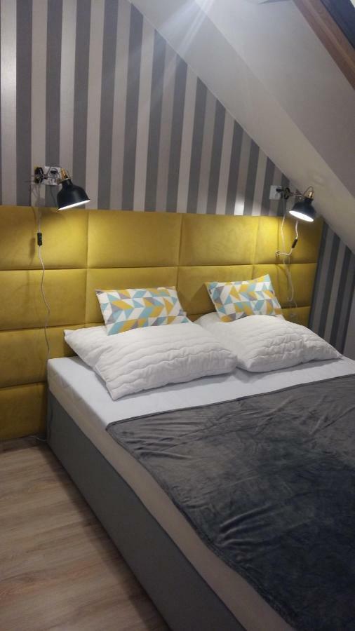 Apartament Widokowy Ustrzyki Dolne Exteriör bild